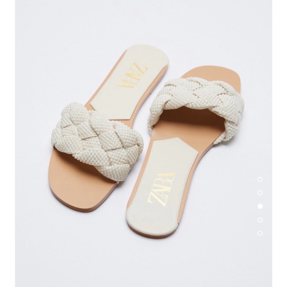 Pearl Detail Woven Slide Sandals! EUC!